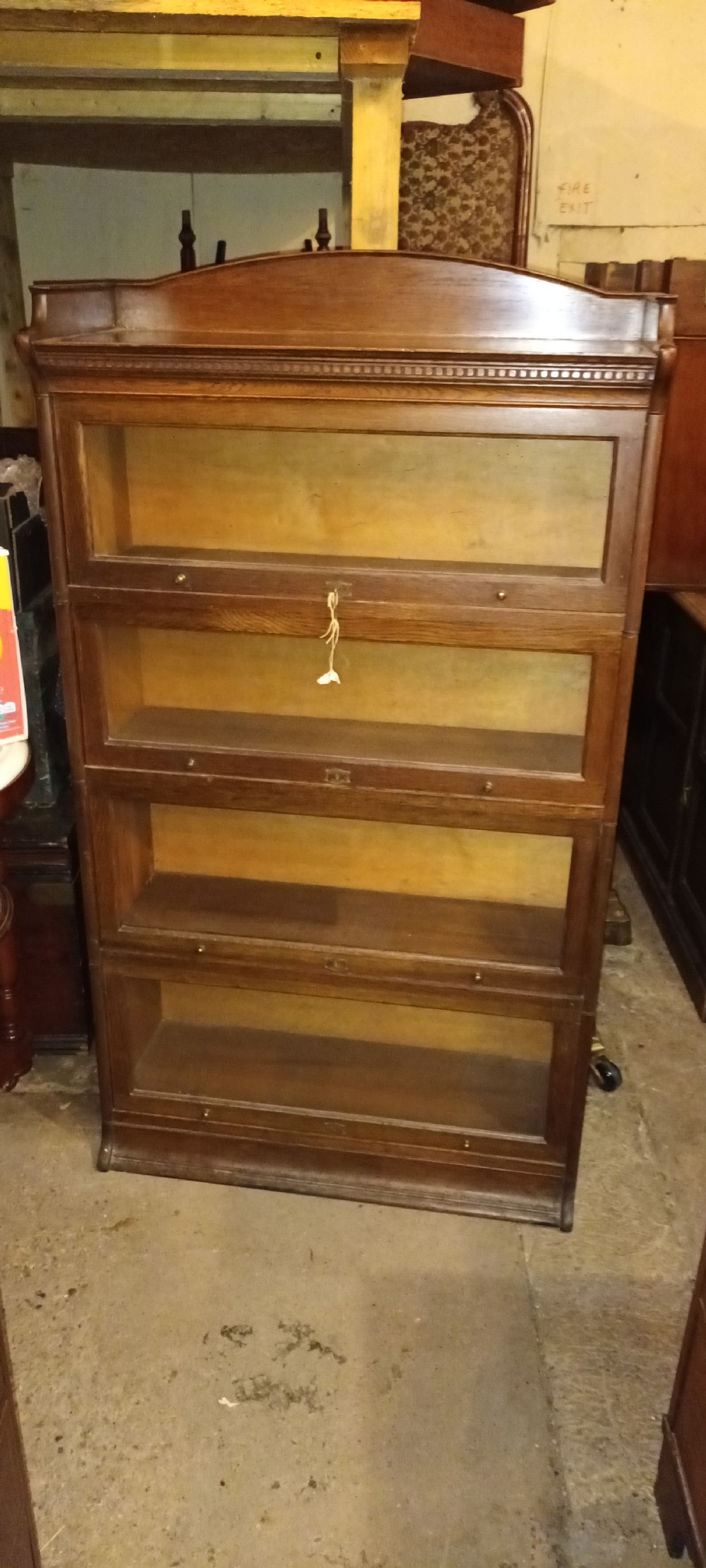 Oak 4 section Lebus Globe Wernicke style bookcase cabinet. 