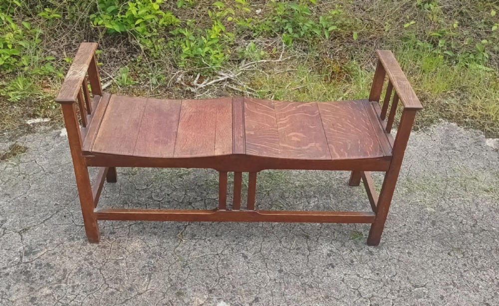 Oak Arts and Crafts hall bench. View II