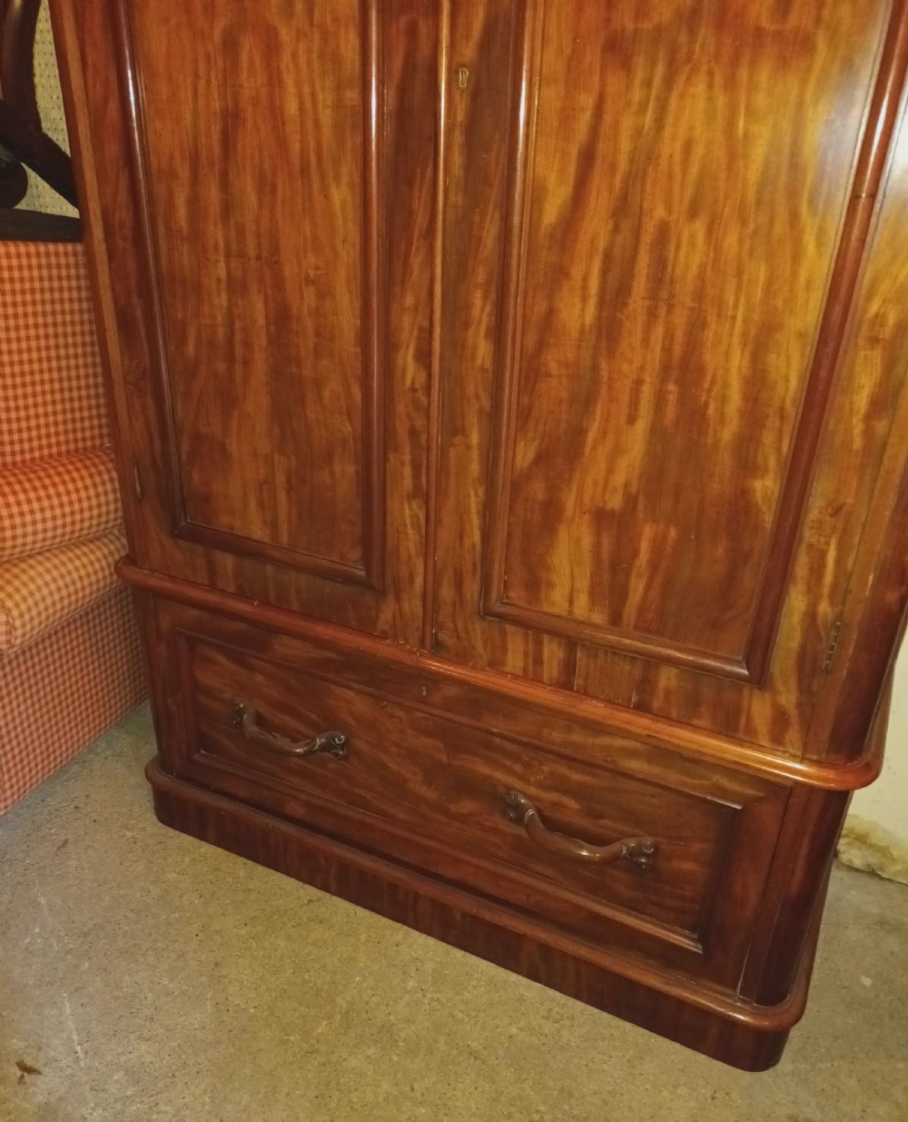 Large Mid Victorian mahogany 2 door hanging wardrobe.  View VII