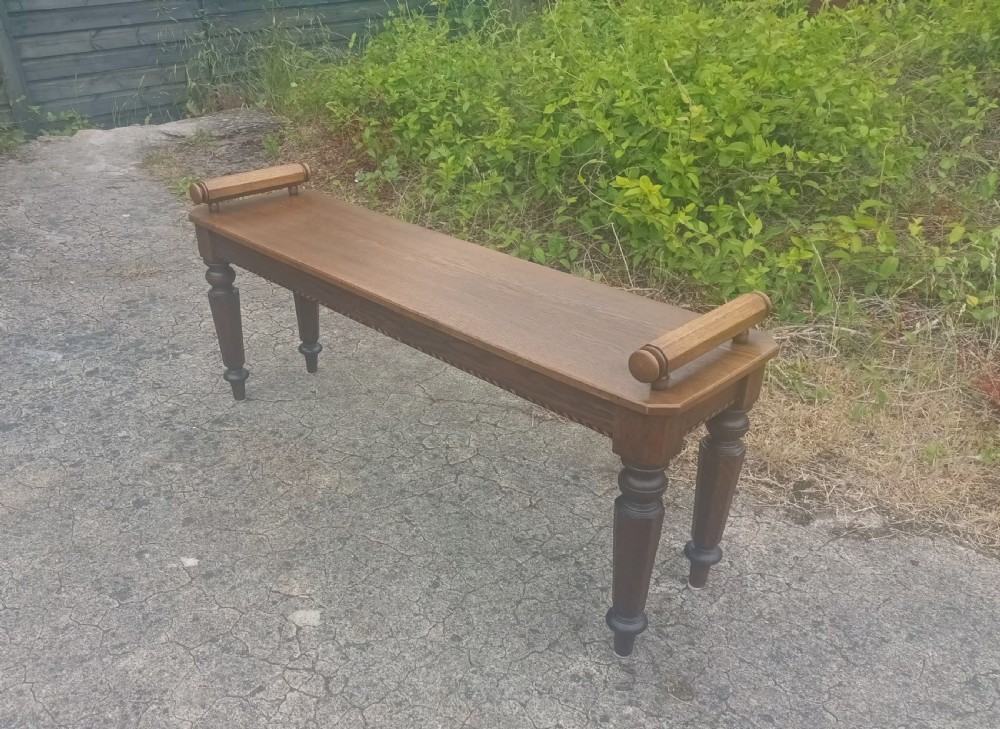 Oak hall bench View V