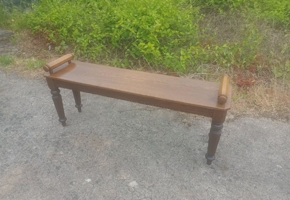 Oak hall bench View VII