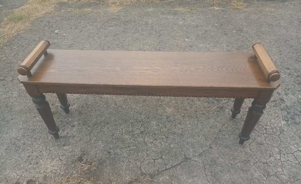 Oak hall bench View VIII