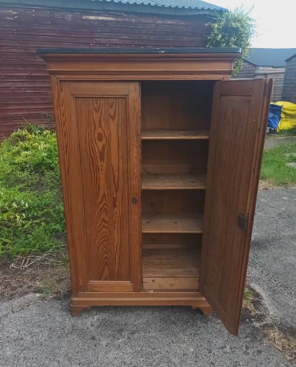 Useful late 19th century pine 2 door fitted cupboard.  View V