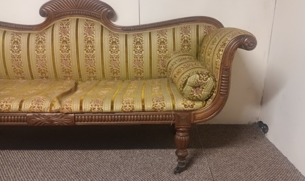 Elegant Regency scroll end chaise longue.  View IV