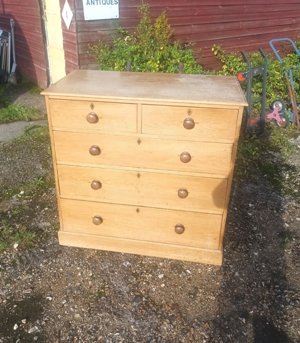 Good mid Victorian pine chest of drawers.  View III
