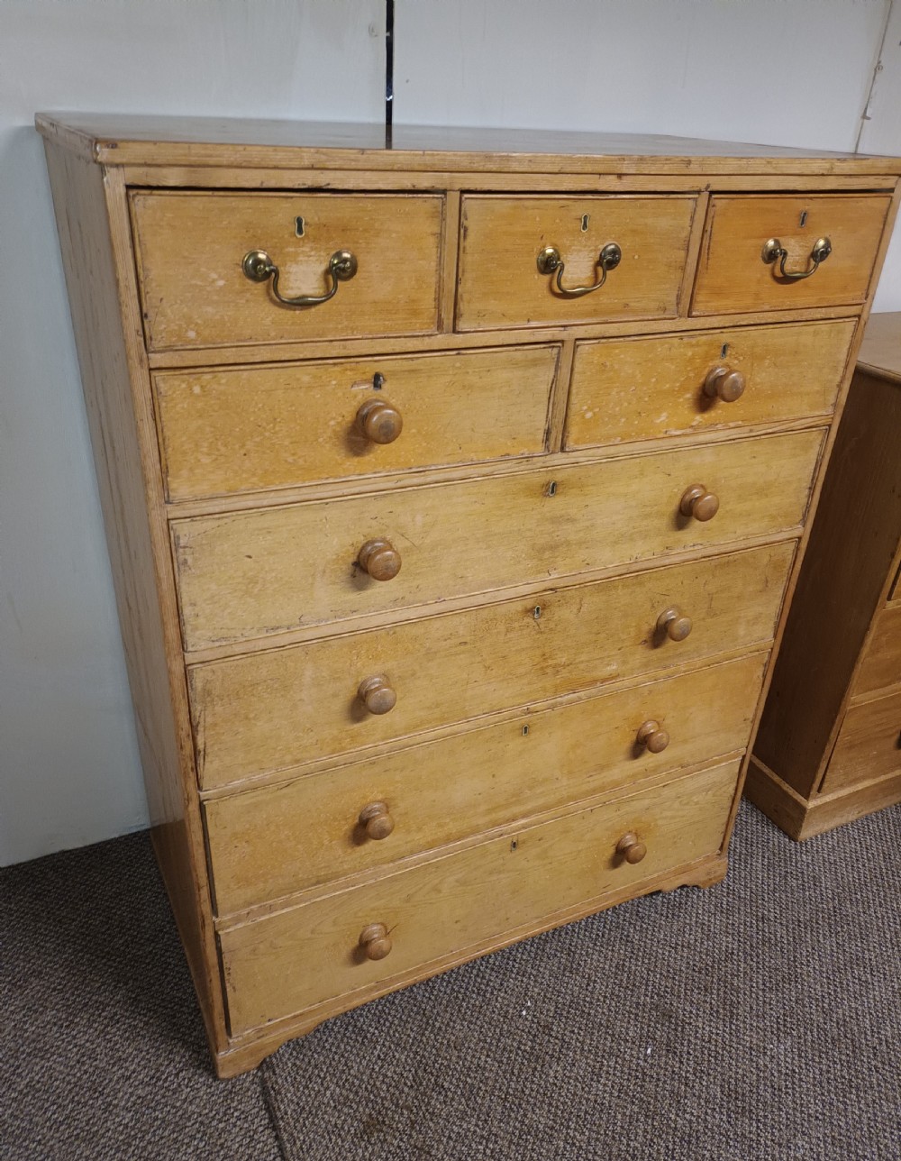 Large Late Georgian pine Housekeepers chest of drawers.  View V