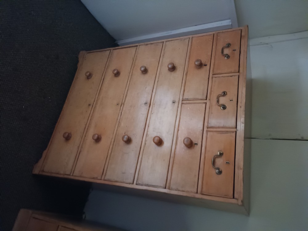 Large Late Georgian pine Housekeepers chest of drawers.  View IX
