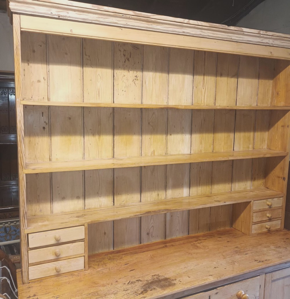 Victorian pine 2 part kitchen dresser with rack. View V