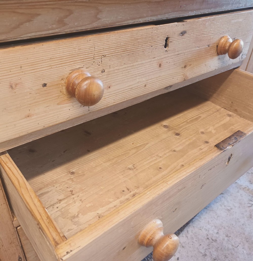 Victorian pine 2 part kitchen dresser with rack. View VII
