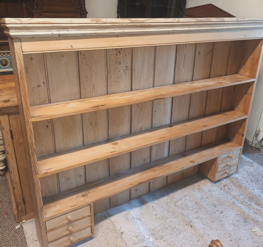 Victorian pine 2 part kitchen dresser with rack. View IX