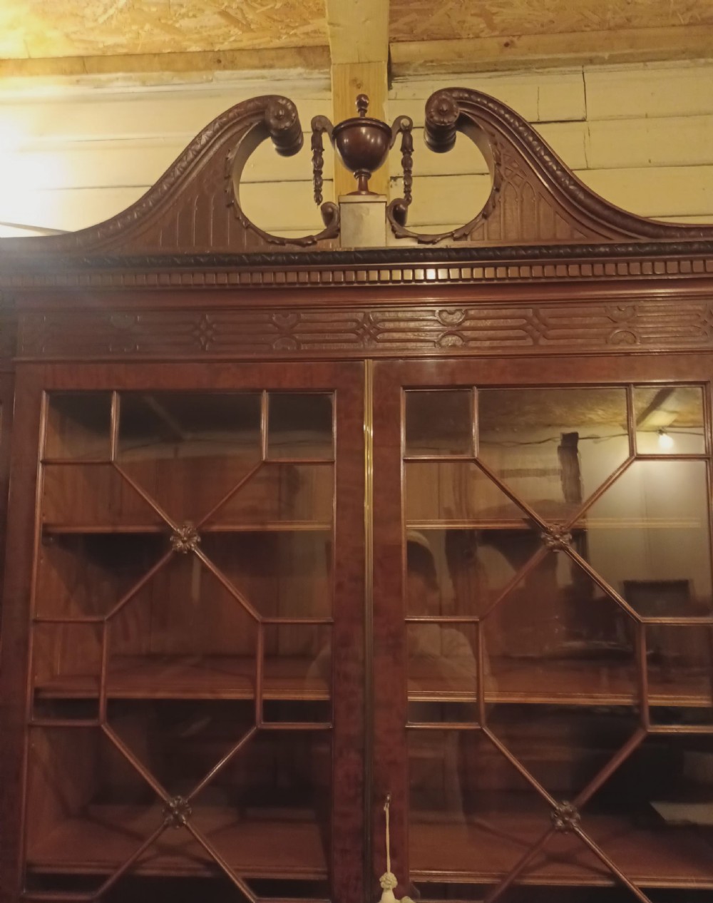 Good quality early 20th century mahogany breakfront library bookcase.  View IV