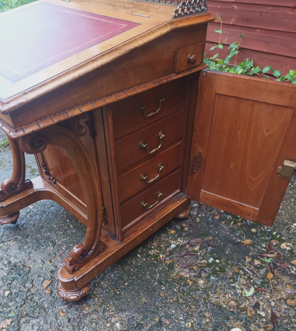 Mid Victorian walnut Davenport  View IV