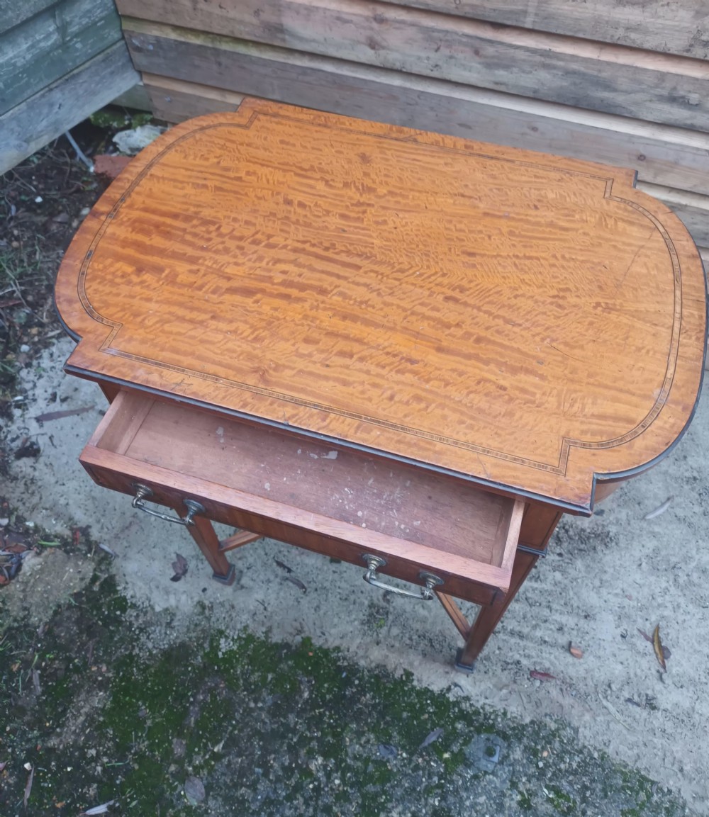 Edwardian inlaid satinwood single drawer occasional table. View II