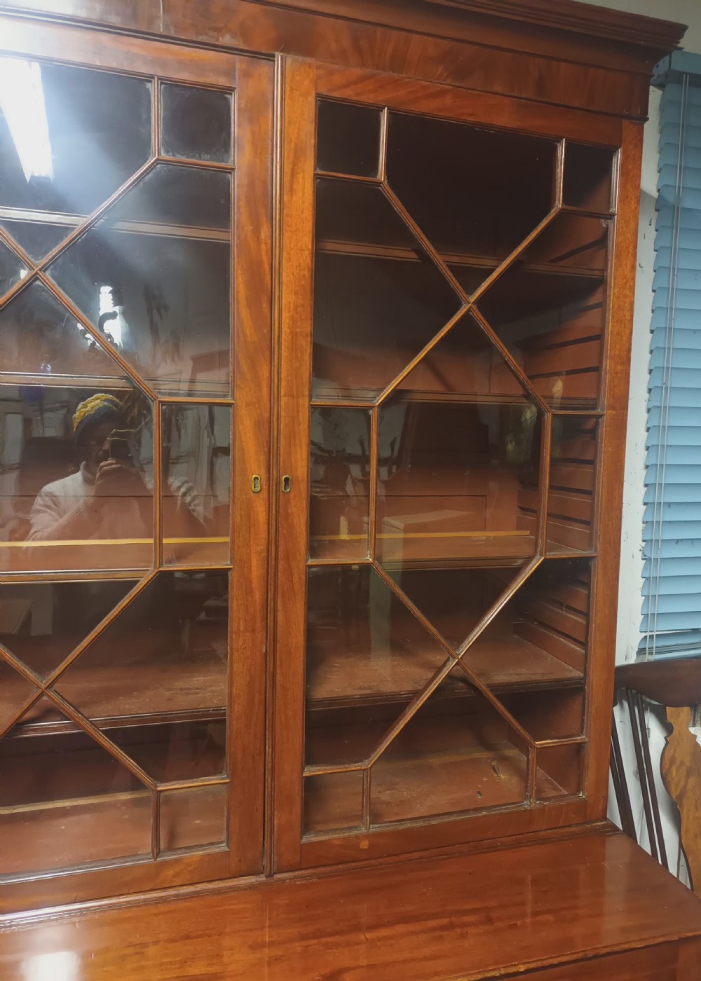 Regency mahogany bookcase cabinet  View IX