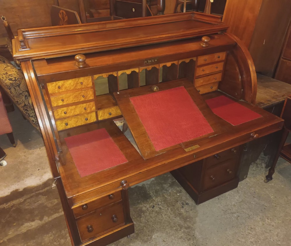 Victorian cylinder top kneehole pedestal writing desk. View IV