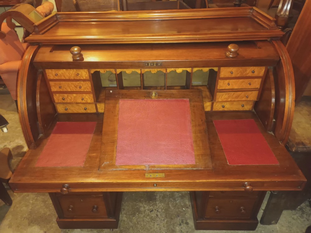 Victorian cylinder top kneehole pedestal writing desk. View VI
