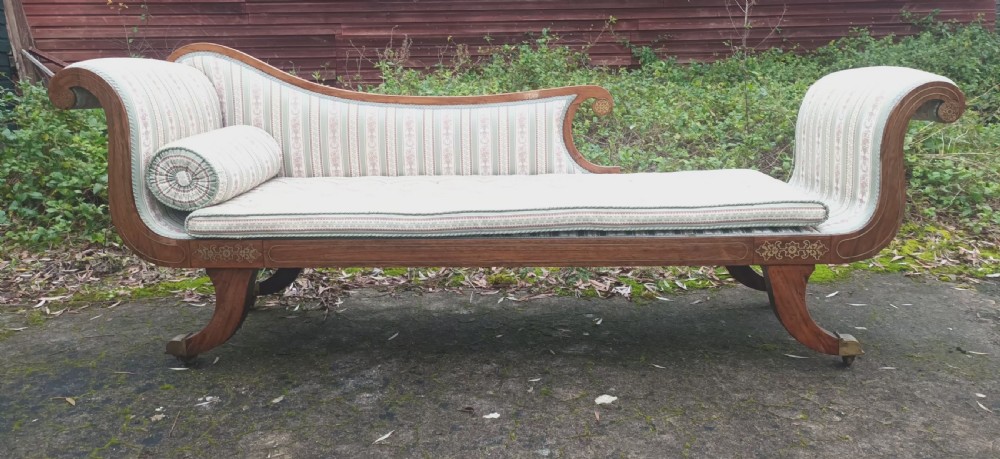 Large elegant Regency brass inlaid chaise longue. 