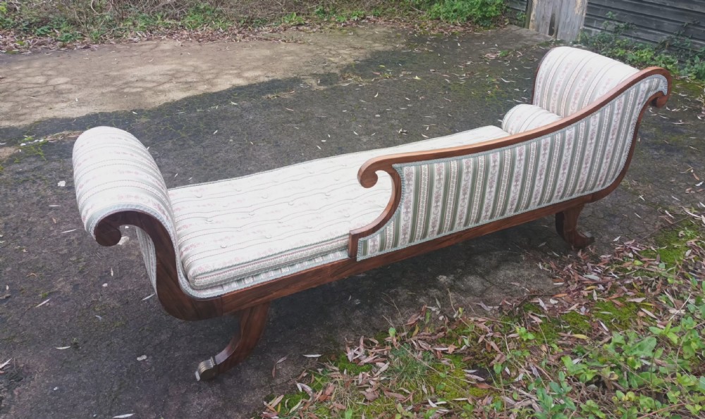 Large elegant Regency brass inlaid chaise longue.  View X