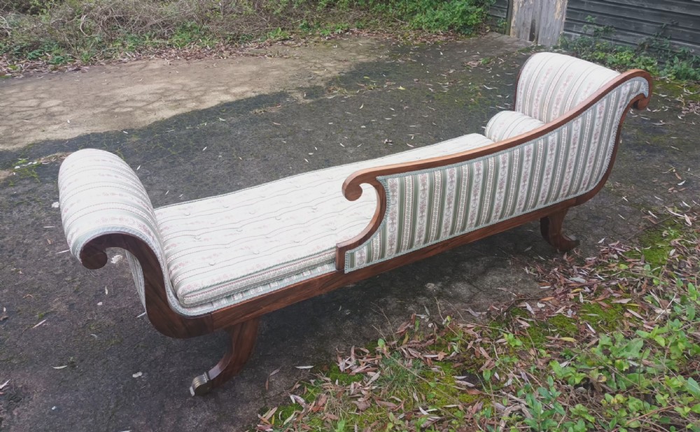 Large elegant Regency brass inlaid chaise longue.  View XI