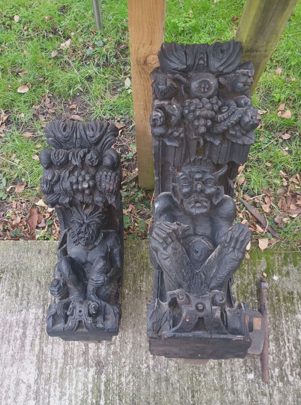 Pair of large carved oak brackets (possibly from a ship). View VIII