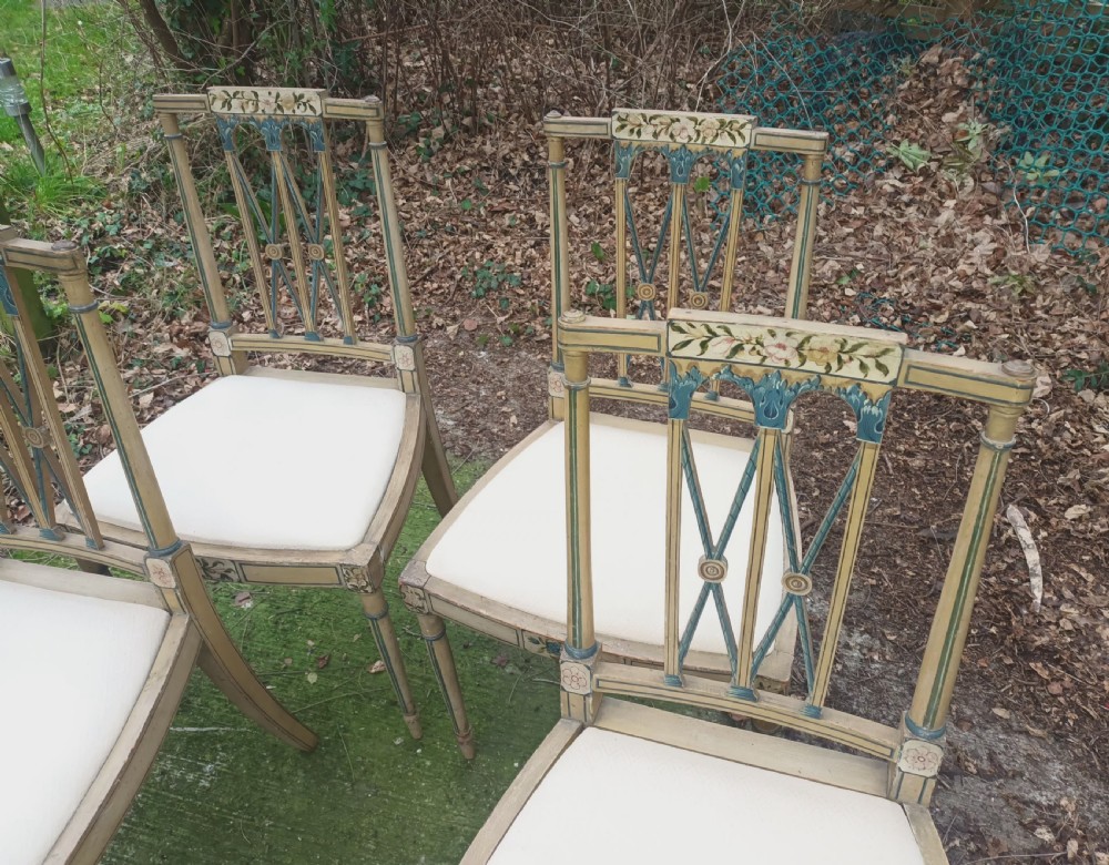 Set of 4 painted and decorated side chairs. View VI