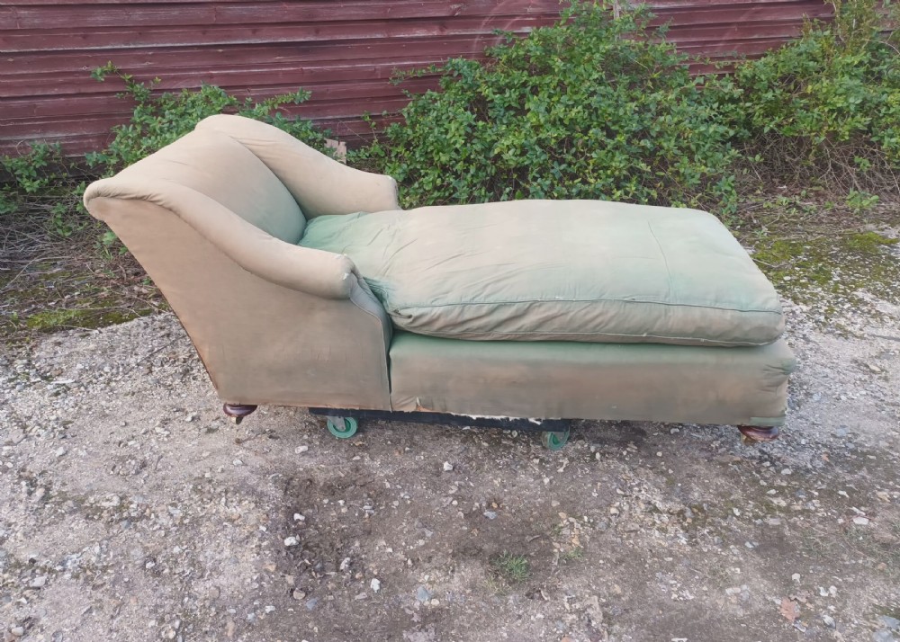 Large Country house upholstered daybed. View X