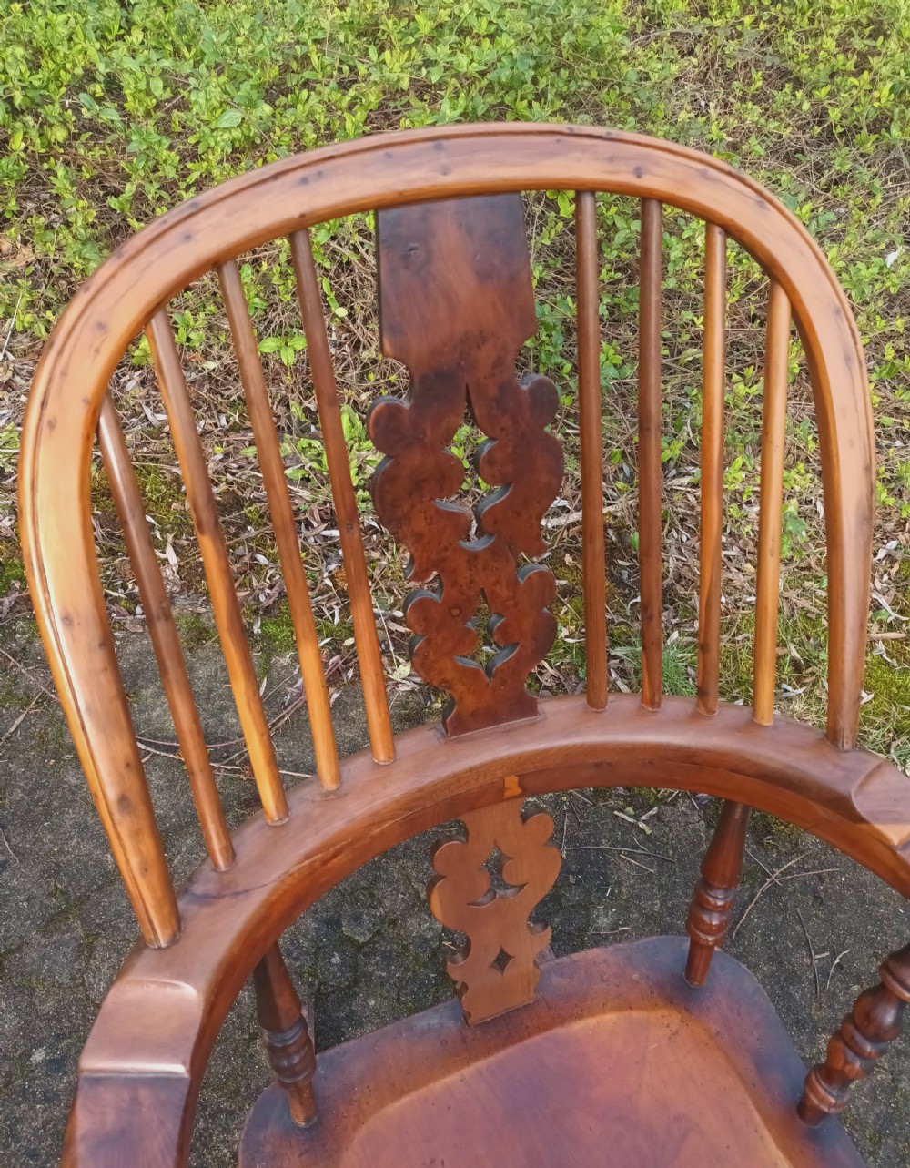 Victorian Yewwood Windsor rocking armchair.  View VI