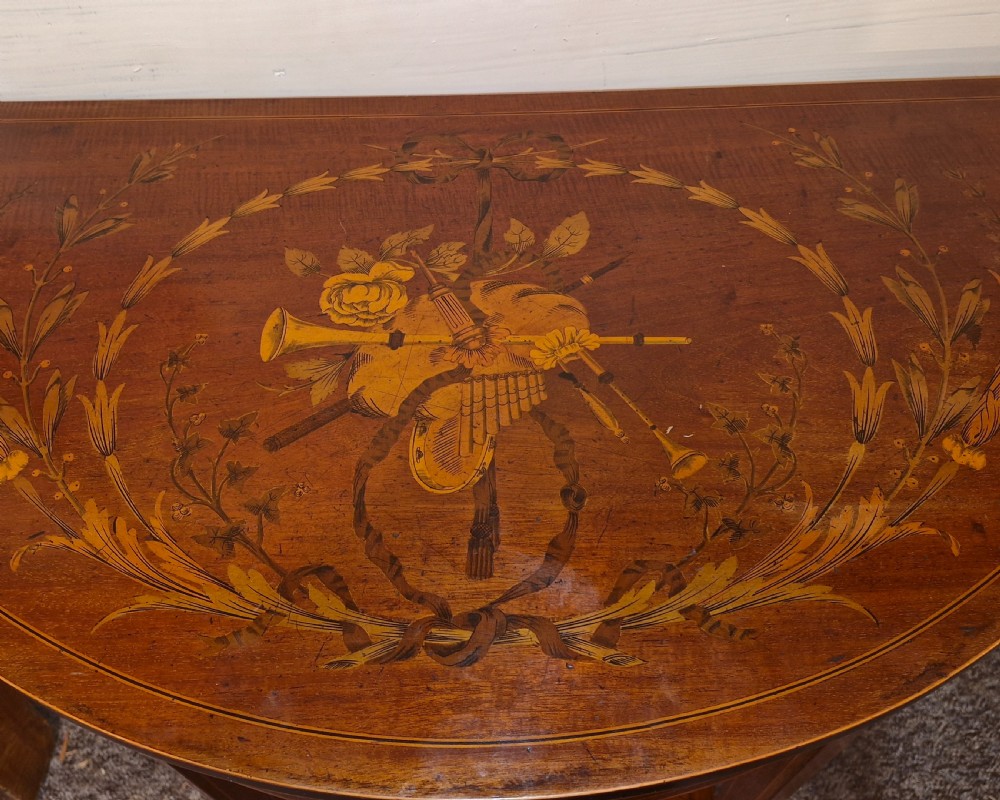 Lovely quality Edwardian inlaid mahogany side table with drawer. View II