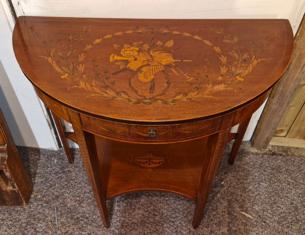 Lovely quality Edwardian inlaid mahogany side table with drawer. View V