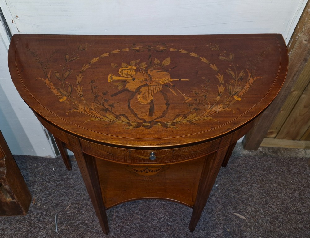 Lovely quality Edwardian inlaid mahogany side table with drawer. View XI