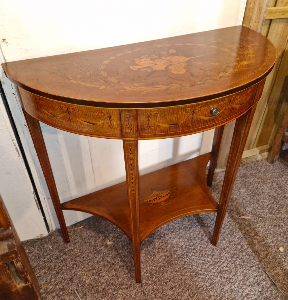 Lovely quality Edwardian inlaid mahogany side table with drawer. View XVI