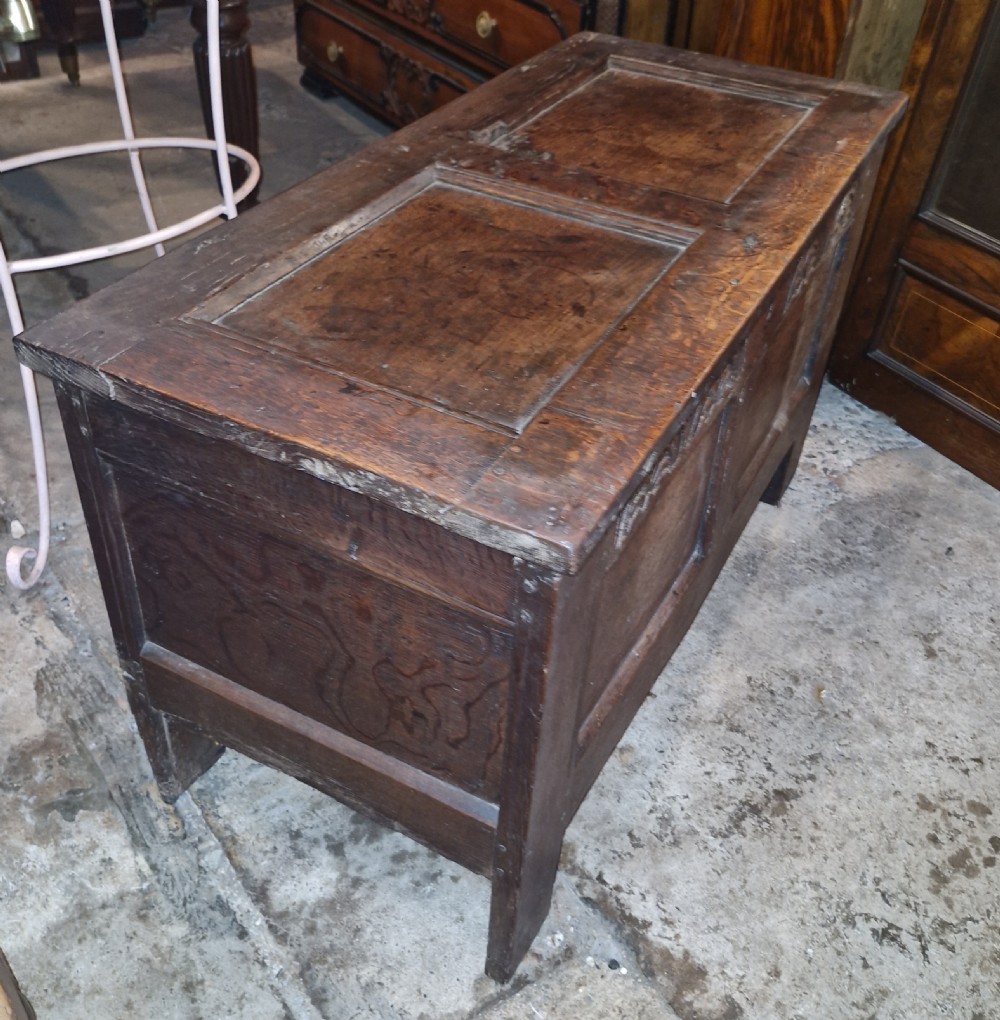 Good late 17th century oak panelled coffer. View VII