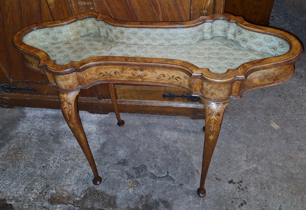 Pretty inlaid unusual shaped top walnut bijouterie display table. View IV