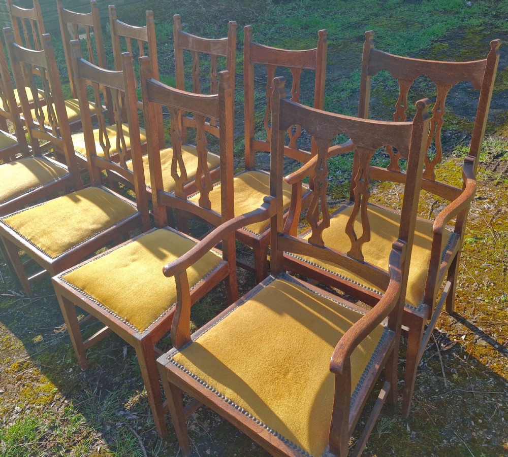 Set of 12 oak Arts and Crafts dining chairs.  View VII