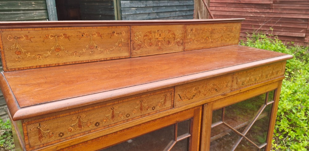 Edwardian inlaid mahogany 2 door bookcase cabinet.  View II