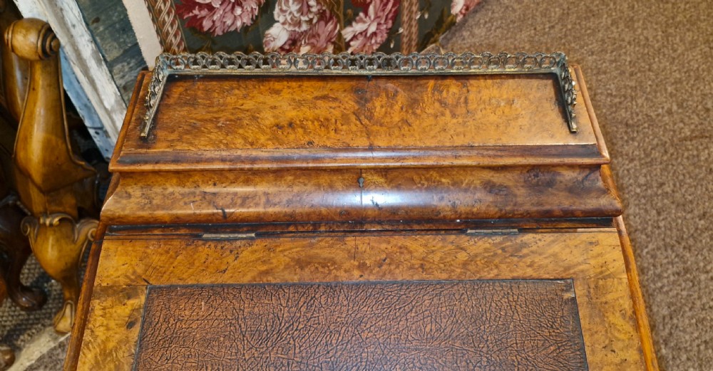 Victorian burr walnut 4 drawer Davenport.  View VII