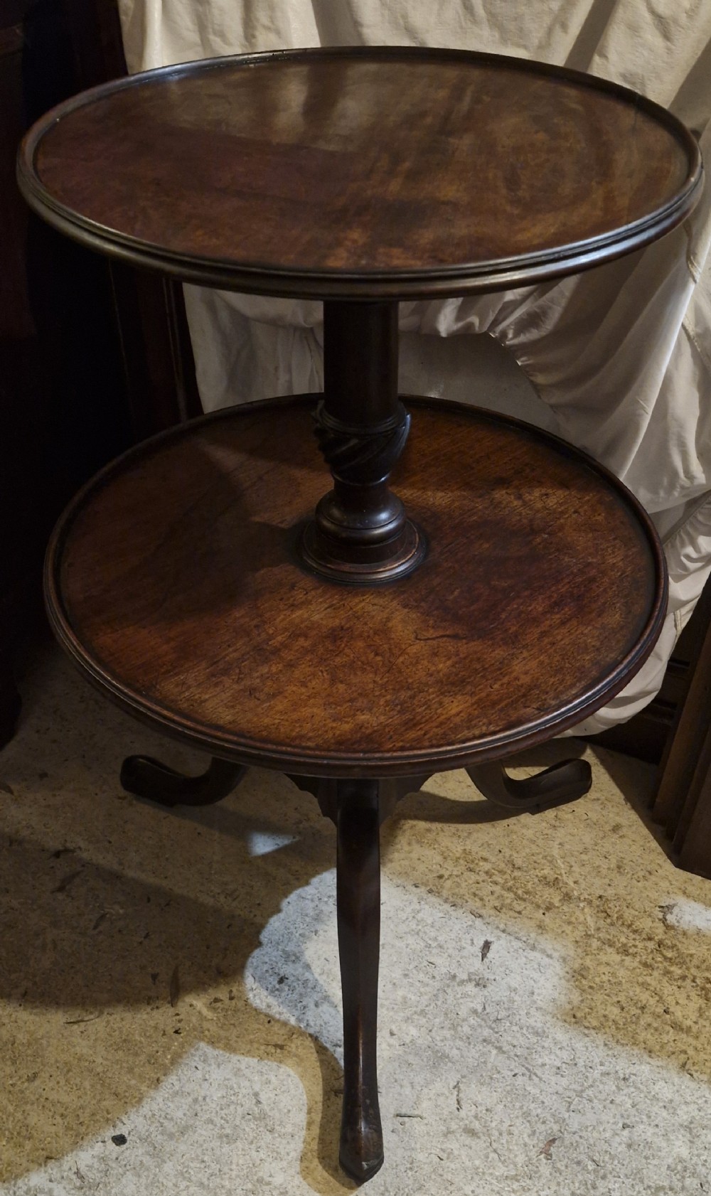 Early 19th century mahogany 2 tier revolving dumb waiter.
