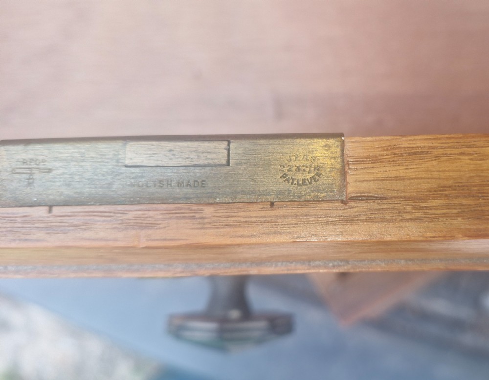 Good practical golden oak chest of drawers. View II