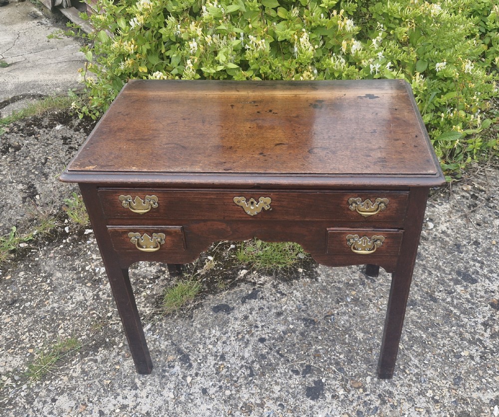 Late Georgian oak 3 drawer lowboy. View III