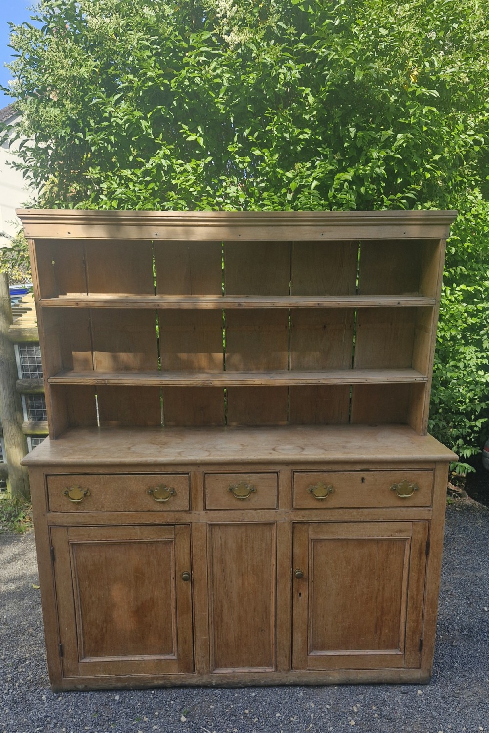 Early 19th century pine 2 part cottage dresser