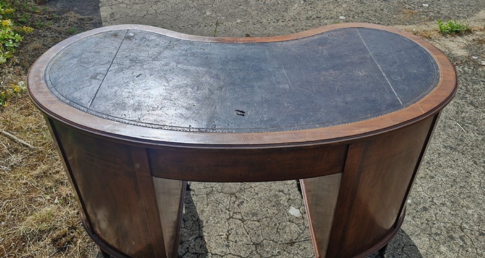 Edwardian inlaid mahogany kidney shaped desk. View VI