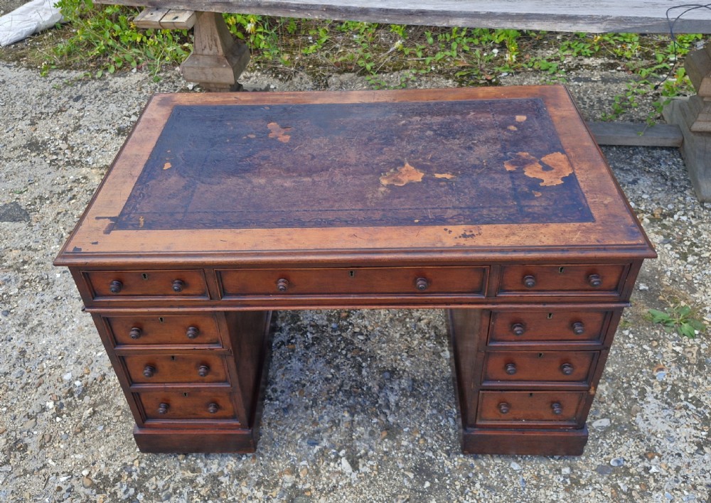 Victorian mahogany kneehole pedestal desk.  View II