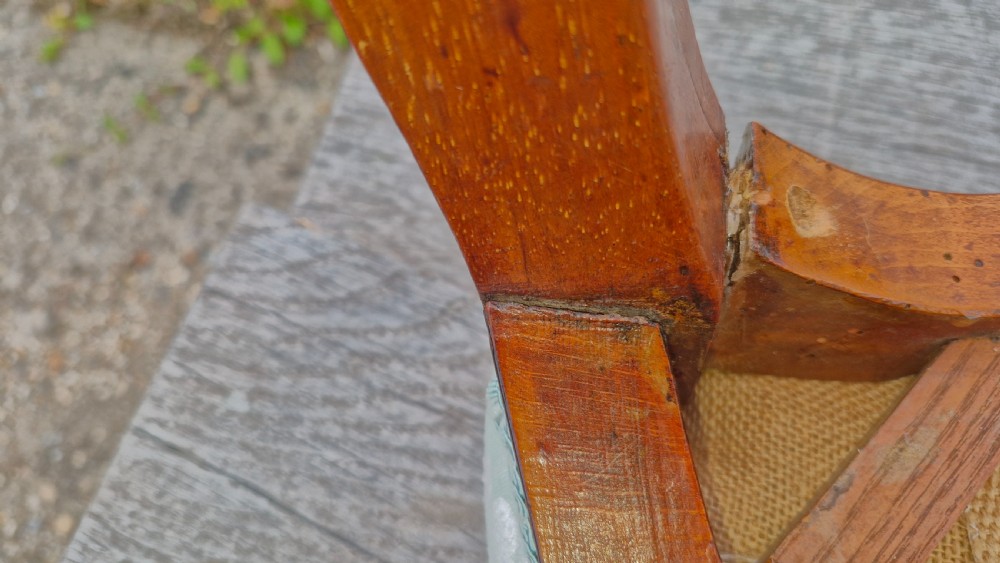 Set of 8 mid 19th century rosewood chairs. View VIII