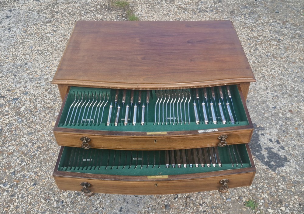 2 drawer 10 place settings canteen of cutlery by Garrards London.