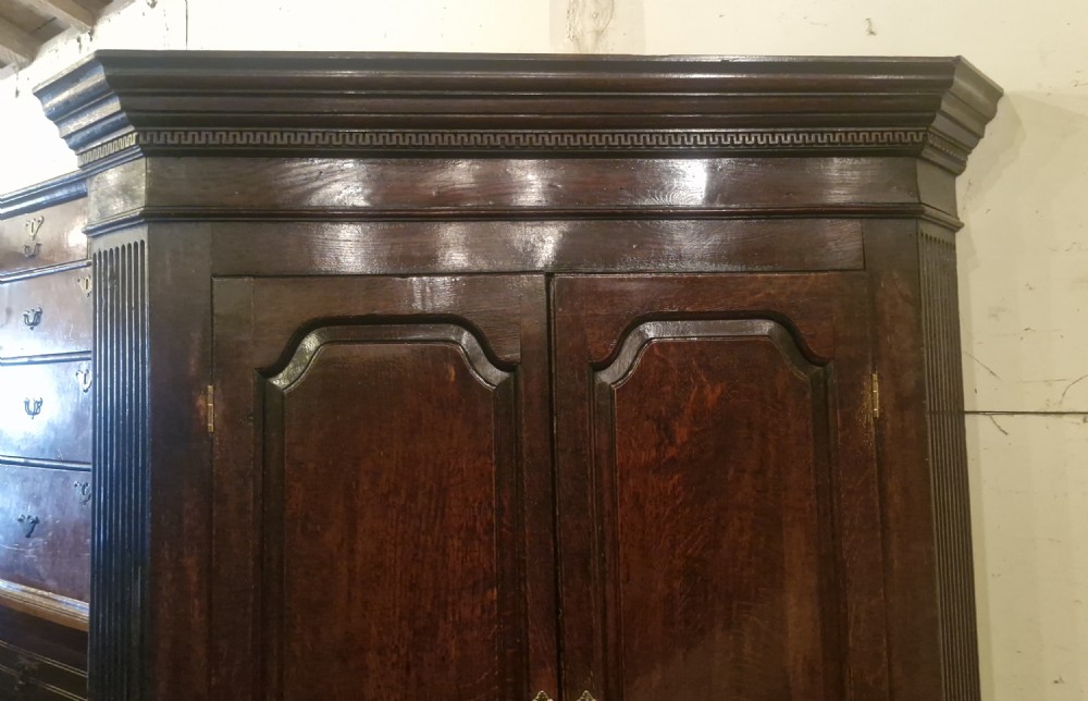 Georgian oak 2 part corner cupboard  View XIII