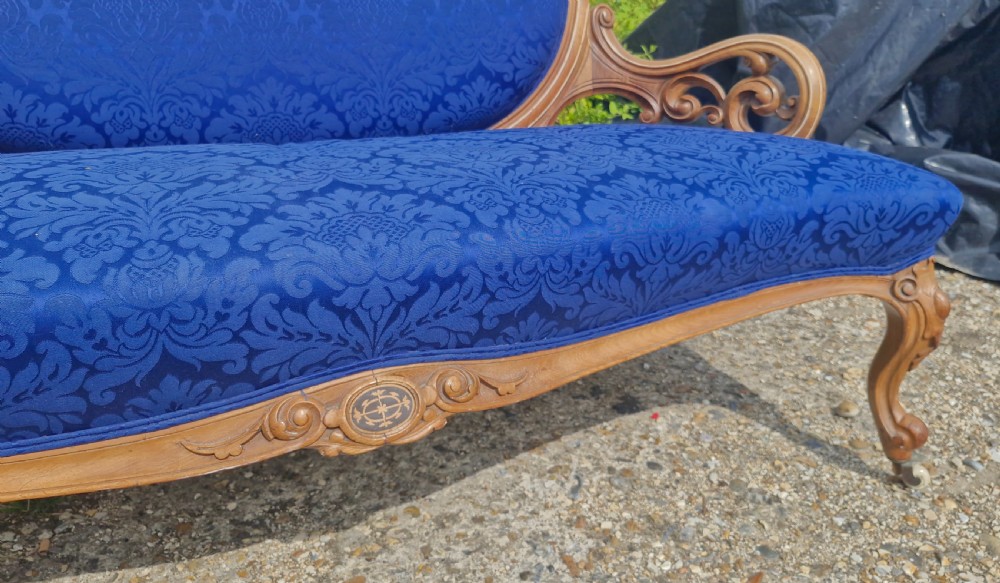 Pretty Victorian walnut window seat. View VI