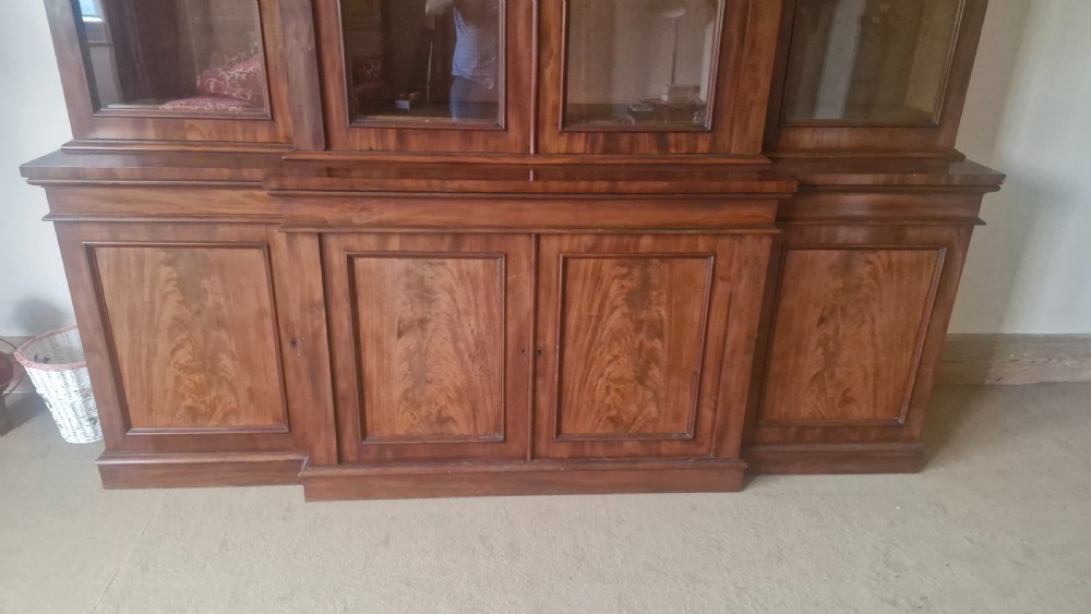 Large Mid 19th century mahogany breakfront library bookcase.  View V