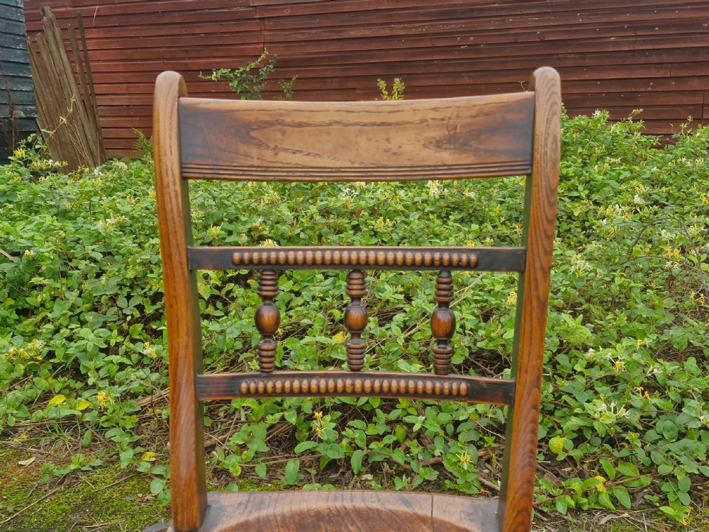 Nice single Windsor chair. View II