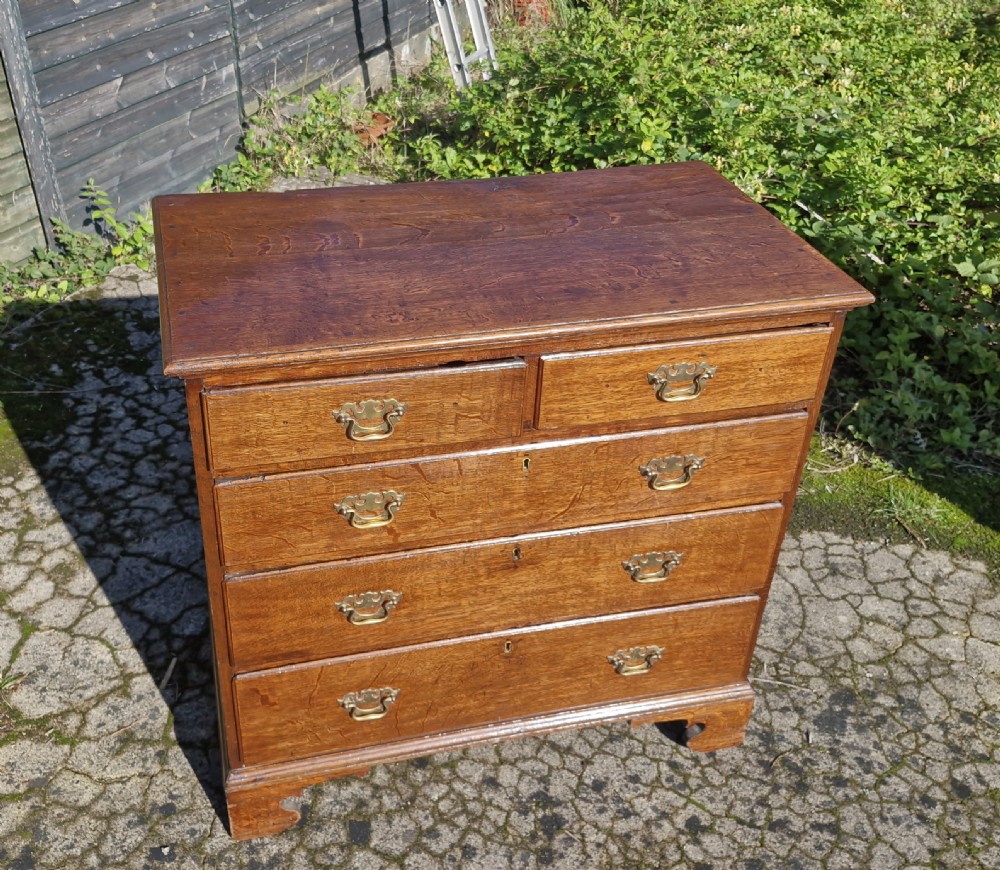 Mid 18th century oak chest of drawers.  View V