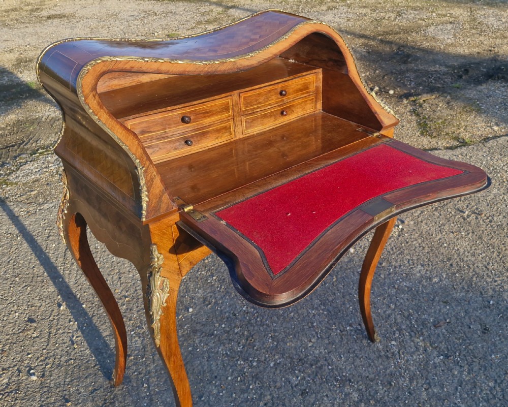 Good quality parquetry bureau de Dame. View XVIII